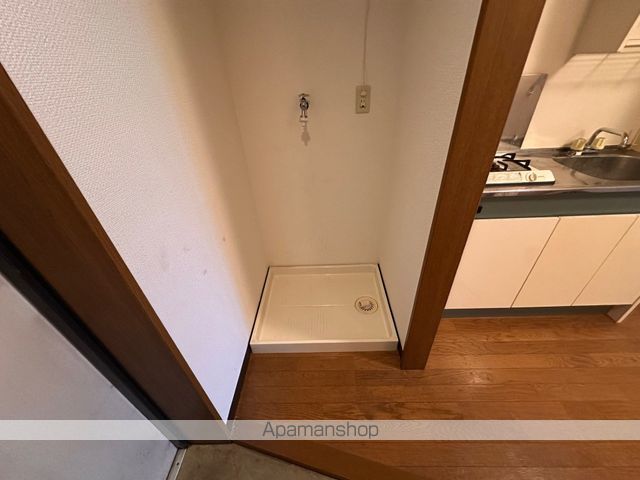 セラー野村の内装写真
