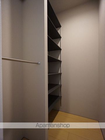 QUADOR NOIE 池下の内装写真