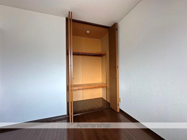 ハイビレッヂ江口の内装写真