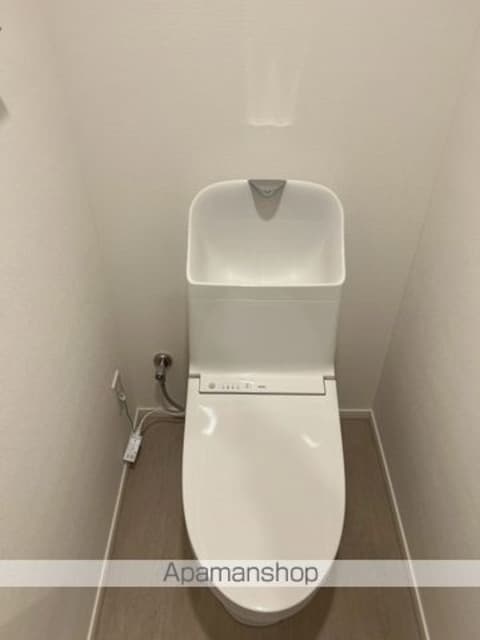 東京都新宿区西落合２丁目[2LDK/53.2m2]のトイレ