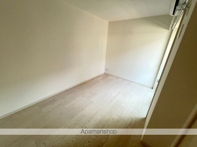 ヴェルメゾン三津屋中の内装写真