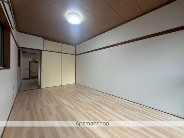 コーポ前地の内装写真