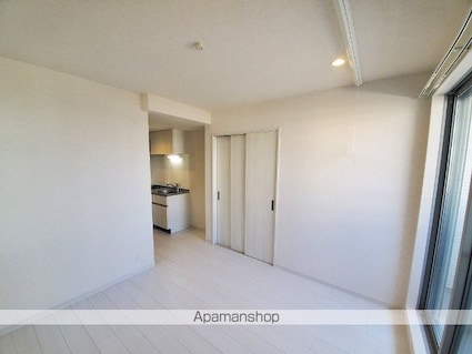 ＲＥＧＡＬＥＳＴ　本千葉[1LDK/30.12m2]のリビング・居間