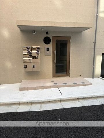 OPーTION YAYOICHOの玄関写真