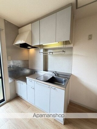 メゾン・ソレイユ　Ａ棟[2K/42.7m2]のキッチン