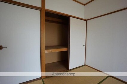 ロイヤルアネックス福音寺[2LDK/46.17m2]の収納