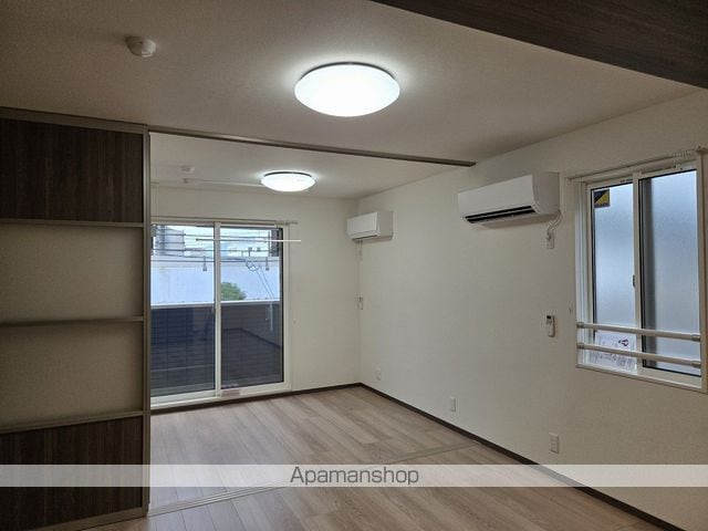 グリシーナヴァッレの内装写真