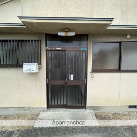 白石貸家の玄関写真