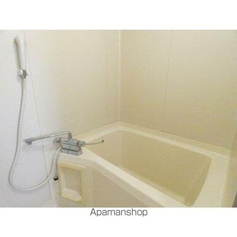 エンブレム梅本の内装写真