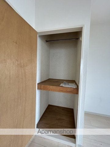 クイーンズ中広の内装写真