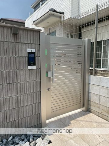 マザーユニックス八千代台西4の玄関写真