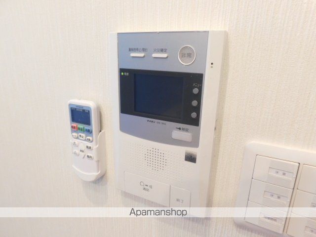 サンレムート江坂・3RDの内装写真