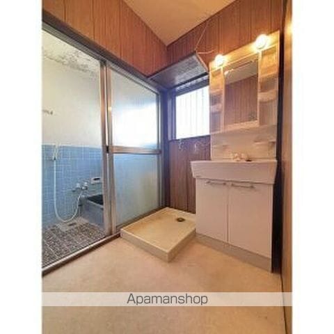 香椎線 和白駅 徒歩10分 2階建 築45年の内装写真