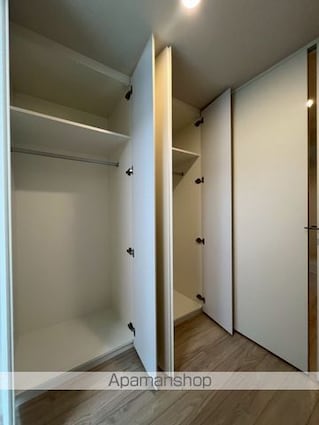 東京都中野区弥生町５丁目[1K/25.56m2]の収納