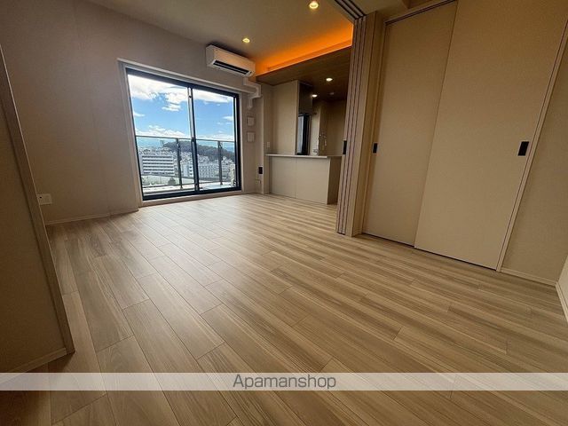 シーズンフラッツ RYOKUCHI KOENの内装写真