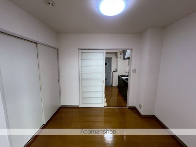 タウンハウス金衛町の内装写真