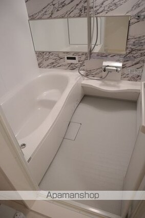 ヴィア・ラッテア[2LDK/57.2m2]のバス