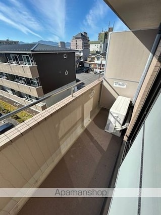 メゾンロワイヤル松田[1R/28.53m2]のバルコニー