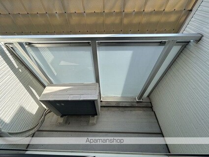 レオネクストカンフリエ[1R/38.06m2]のバルコニー