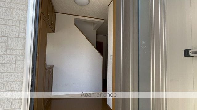 七里一戸建て貸家の内装写真