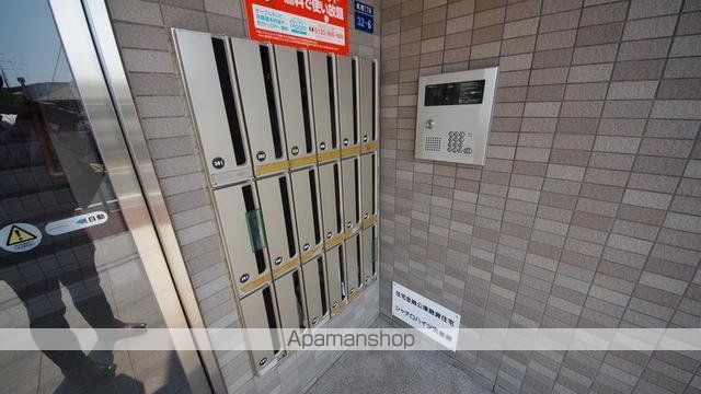 シャテロハイツ弐番館の内装写真