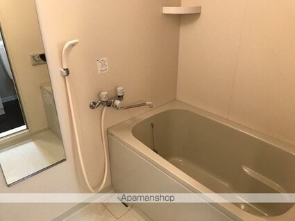 東京都世田谷区北沢２丁目[2LDK/57.72m2]のバス