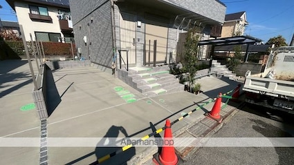 グランシャリオめじろ台[3LDK/73.11m2]のエントランス