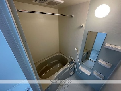 ＤＥ　ＤＯＭＯ　ＧＥＭＩＮＯＳ　２ｎｄ[1K/33m2]のバス