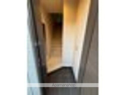 東京都世田谷区弦巻２丁目[1LDK/50.6m2]の玄関