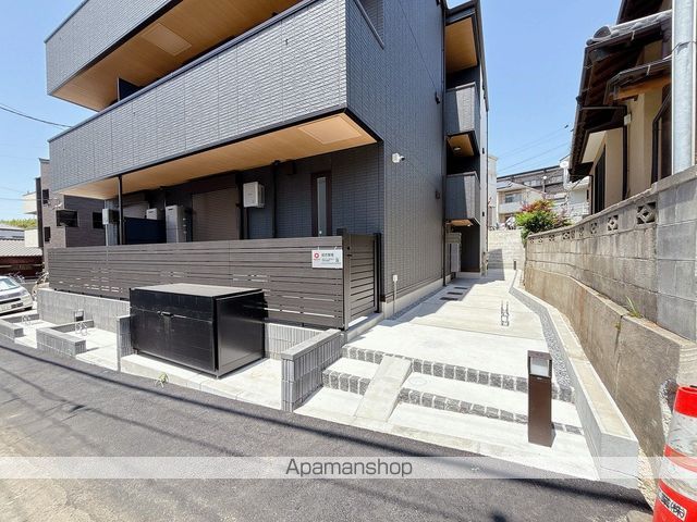 Dーセアリス黒砂の玄関写真