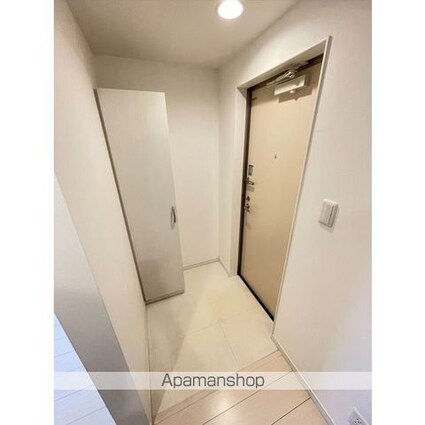 ルミエール　黄金[1R/20.22m2]の玄関