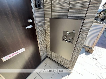 Ｃｒｏｓｓ　Ｔｅｒｒａｃｅ[2LDK/58.17m2]の共用部3