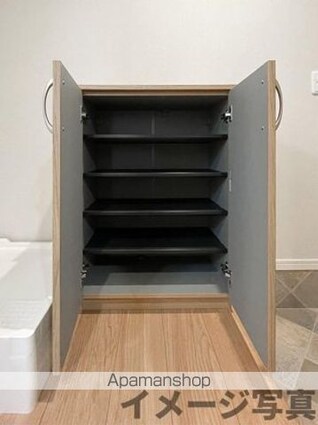 キャメル吉川美南４　東棟[1K/23.04m2]の内装1