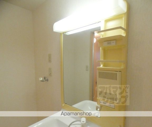 メイプル岩倉の内装写真