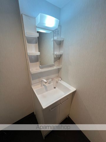 アートレータ発寒の内装写真
