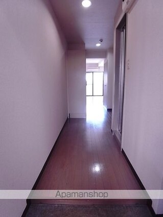 宮崎ビル[1R/21.2m2]の玄関