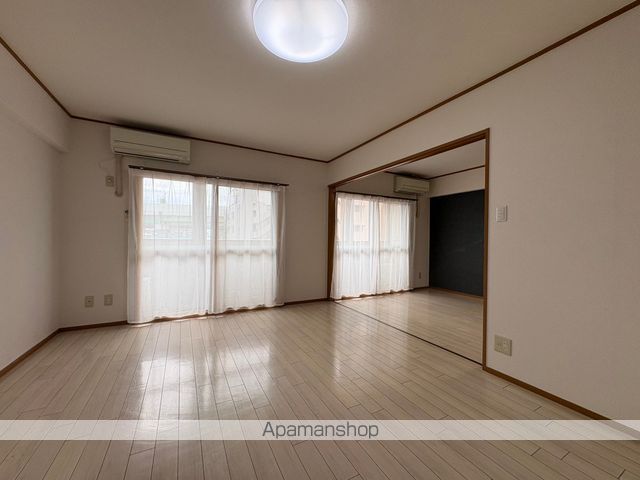 リーブル上社.の内装写真