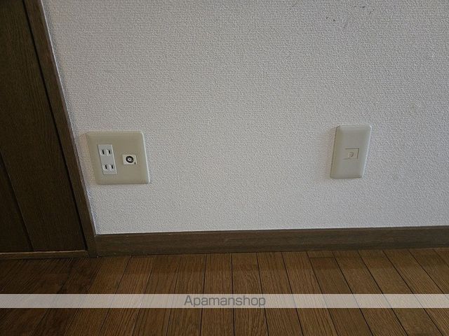 コスモハイツ出町の内装写真