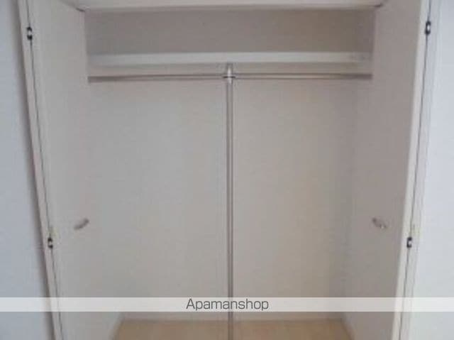 MAISON JAUNEの内装写真