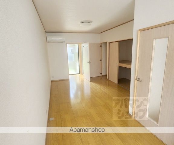 一乗寺門口町貸家南の内装写真