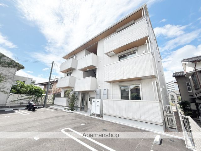 ロイヤルステージ横浜町の外観写真
