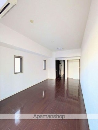 セントラルコート七間町[1K/32.05m2]の収納