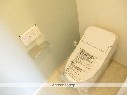 ＬｉｖｅＣａｓａ高円寺[2LDK/49.06m2]のトイレ