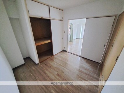 レジデンス勝山[4DK/60.8m2]の内装3