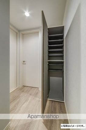 ｒｏｂｏｔ　ｈｏｍｅ　長洲Ⅱ[1LDK/30m2]の玄関