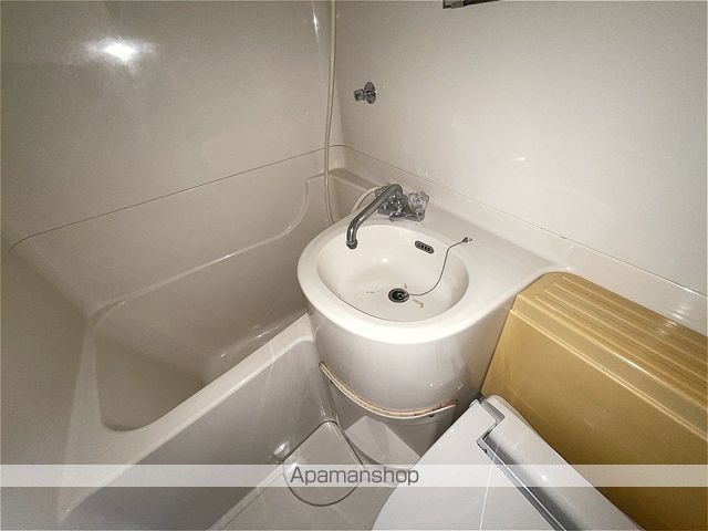 東急ドエルアルス大町の内装写真