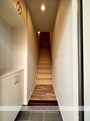 Ａｎ’ｓ　ｃｏｕｒｔ天台[1LDK/39.4m2]の玄関