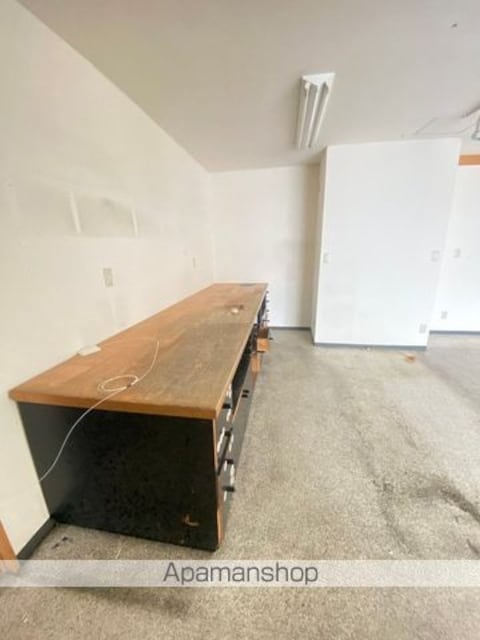 シティガーデン堀止[店舗/113.49m2]の収納