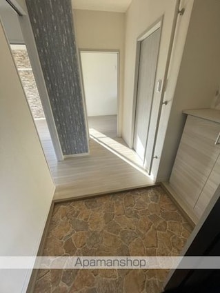 フレグランス高森ＡＢ[2K/43.54m2]の玄関