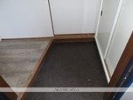 メゾンクルール[3DK/43m2]の玄関